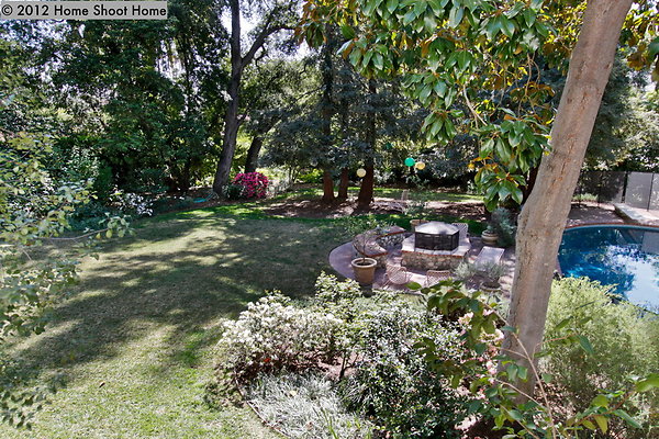 78backyard-from-rear-porch