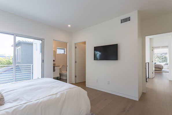 eastwestlocationsIMG-004409