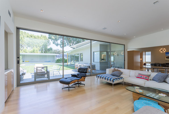 eastwestlocationsincIMG-02759