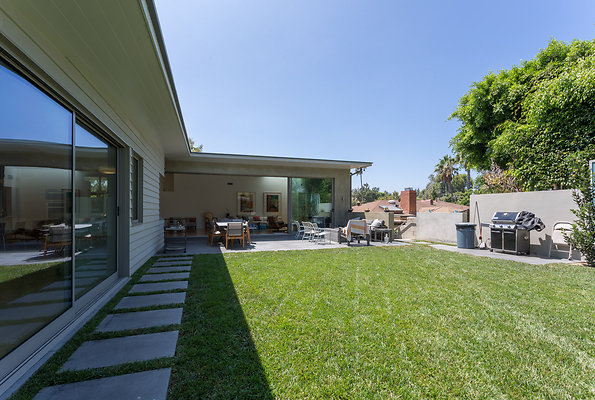 eastwestlocationsincIMG-11831