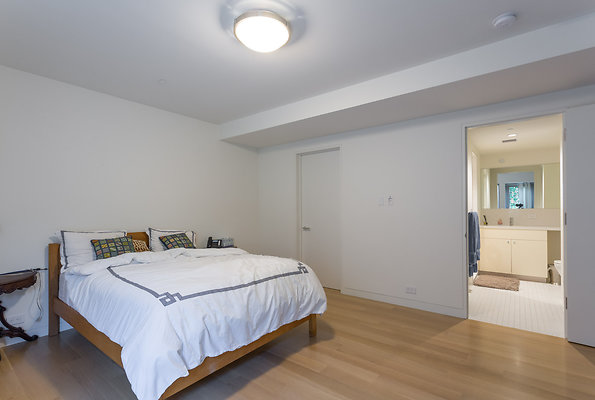 eastwestlocationsincIMG-08600