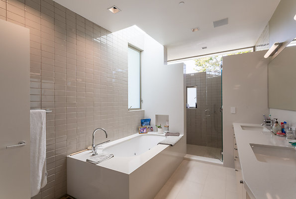 eastwestlocationsincIMG-09835