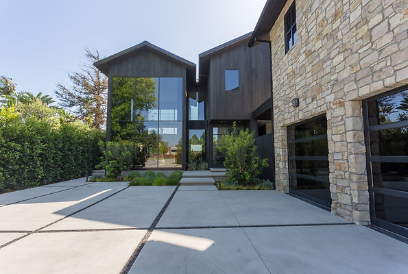 eastwestlocationsincIMG-01145