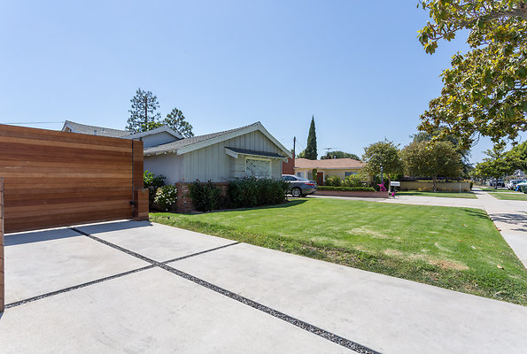 eastwestlocationsincIMG-00213