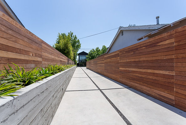 eastwestlocationsincIMG-00402