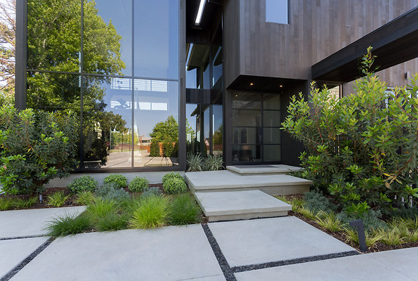 eastwestlocationsincIMG-01600