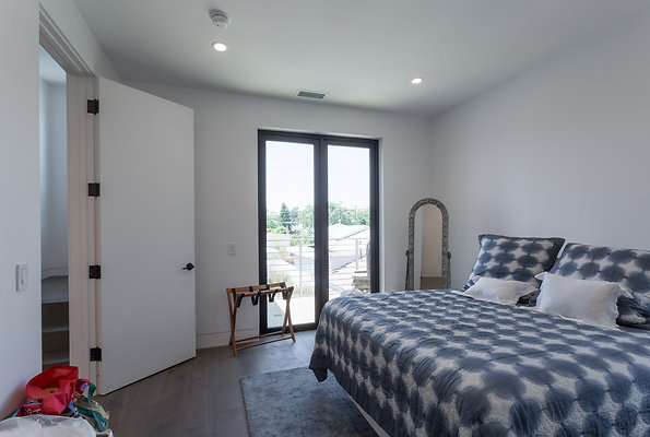 eastwestlocationsincIMG-05706
