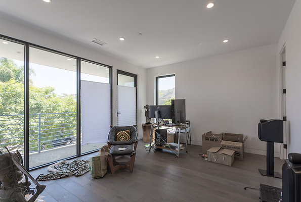 eastwestlocationsincIMG-04706