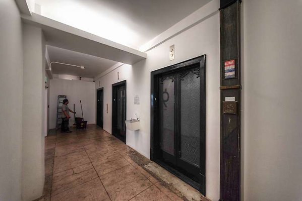 11077 elevator 2