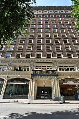 CapEquityTheRosslynHotel14