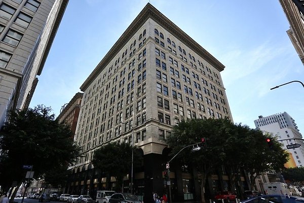 CapEquitySecurityBuilding2