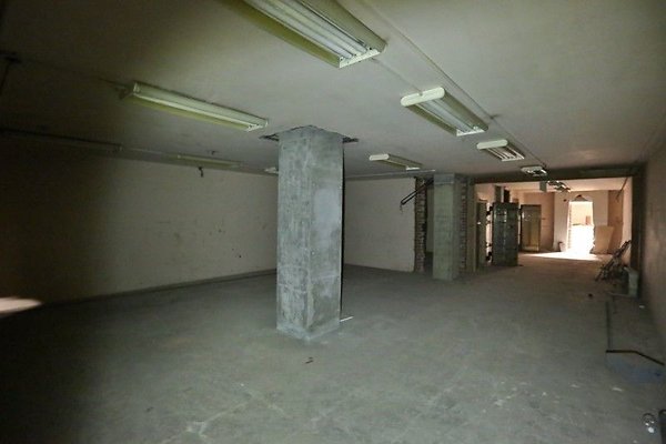 CapEquitySecurityBuilding84