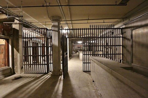 CapEquitySecurityBuilding92