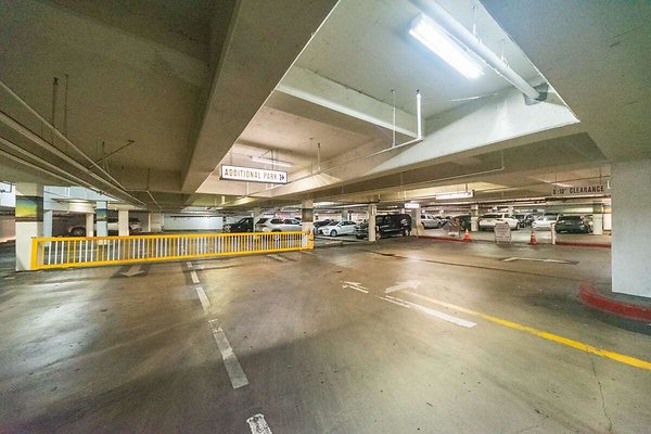 13836 garage 8