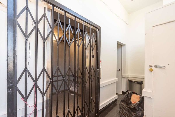 13836 elevator 3