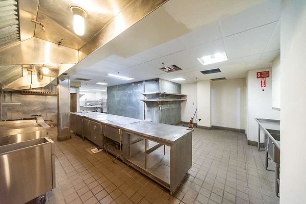 13836 restaurant 14