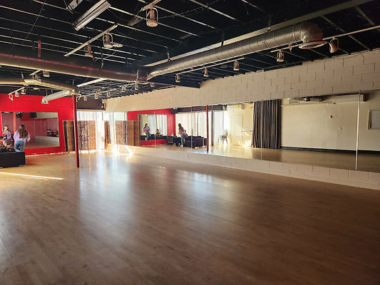 13581 studio 2