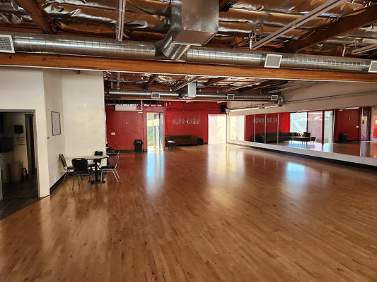 13581 studio 13