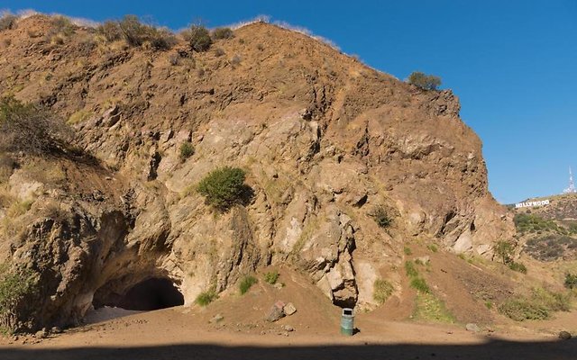 bronson-caves-20