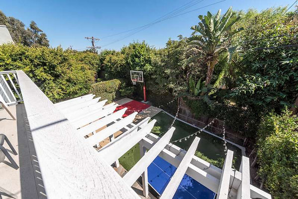 11740 balcony 2