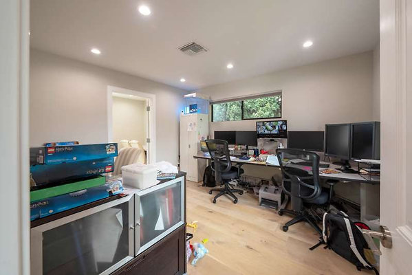 11993 office 1
