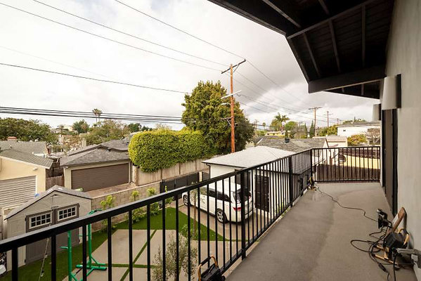 11993 balcony 1