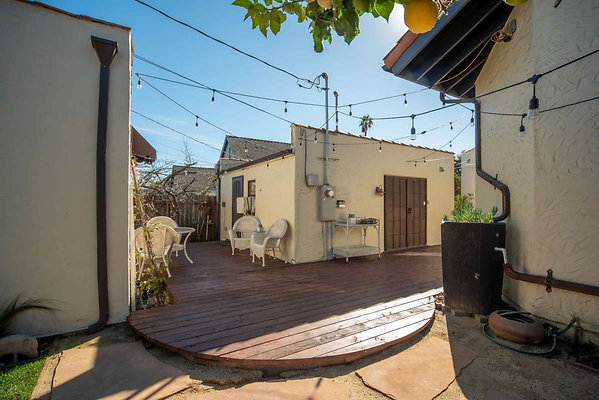 13136 patio 8