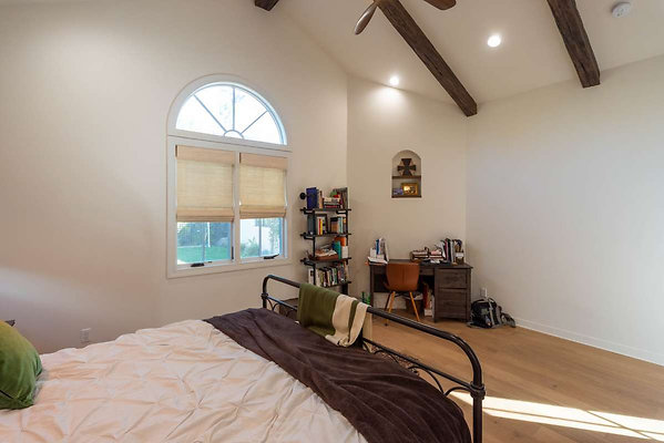 13136 bed 4