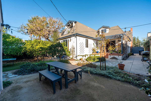 13183 patio 5