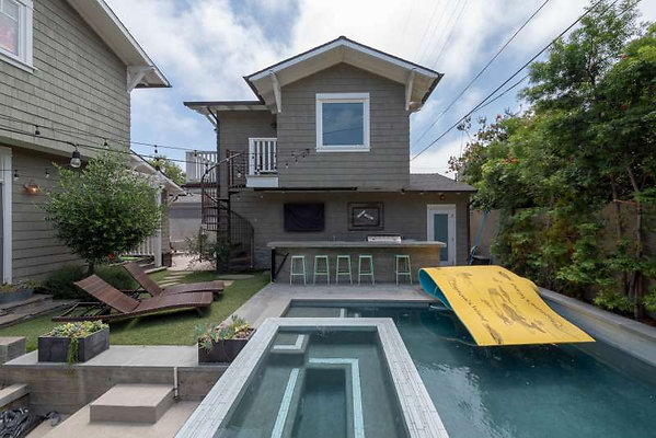 8072 pool 2