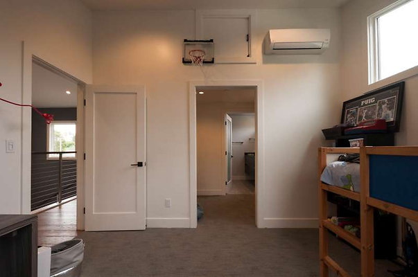 10479 room 3