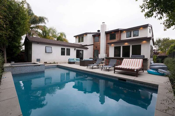 10479 pool 4