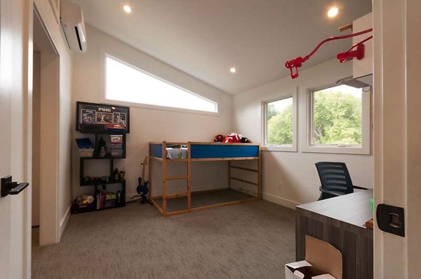 10479 room 1