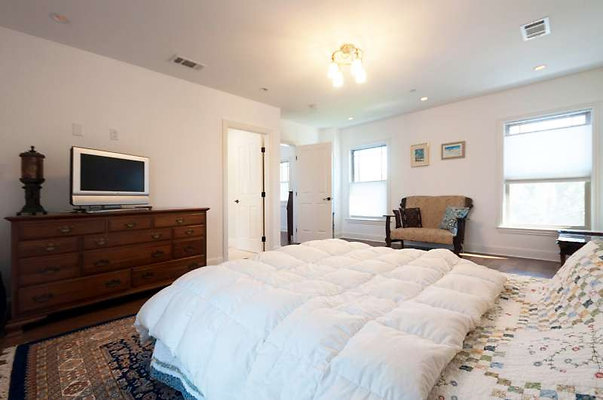 10694 bed 2