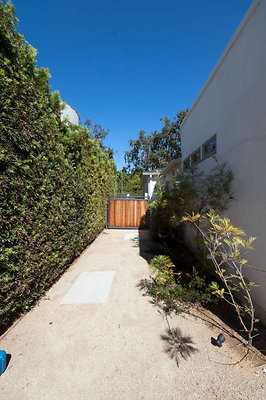 10694 drive 1