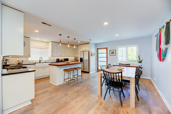 8174 dining 1