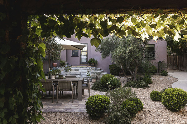 13627 garden 1