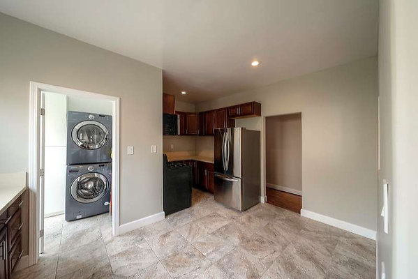 10999 laundry 1