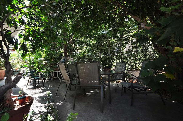 8891 patio 11