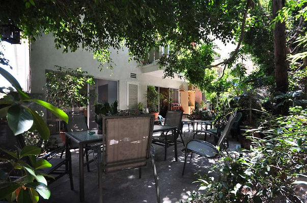 8891 patio 10