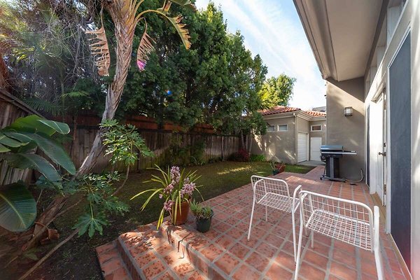 13987 garden 1