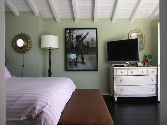 8241 bed 2