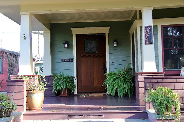 3311 porch 2