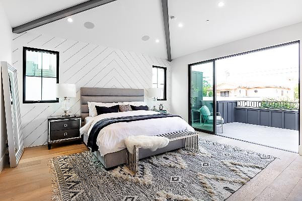 12304 bed 1
