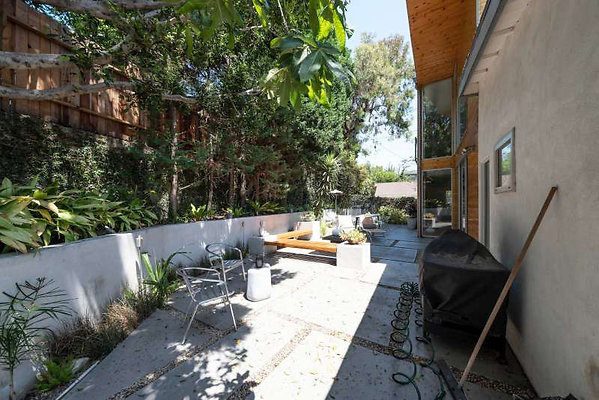 11153 patio 11