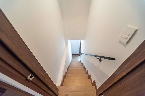 13847 stairs 7