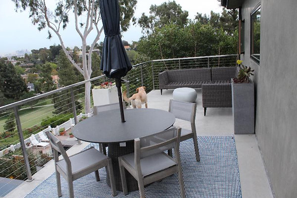 9948 balcony 2
