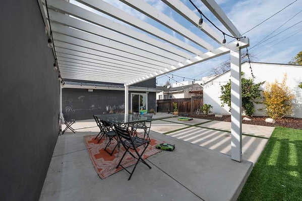 11414 patio 4