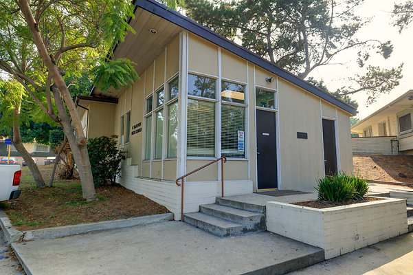 UNIVERSAL-C122-LA-44