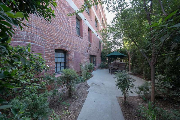 11705 patio 2